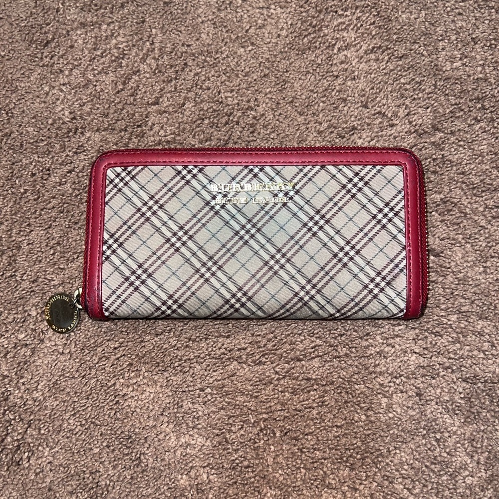 EUC Burberry blue label long wallet